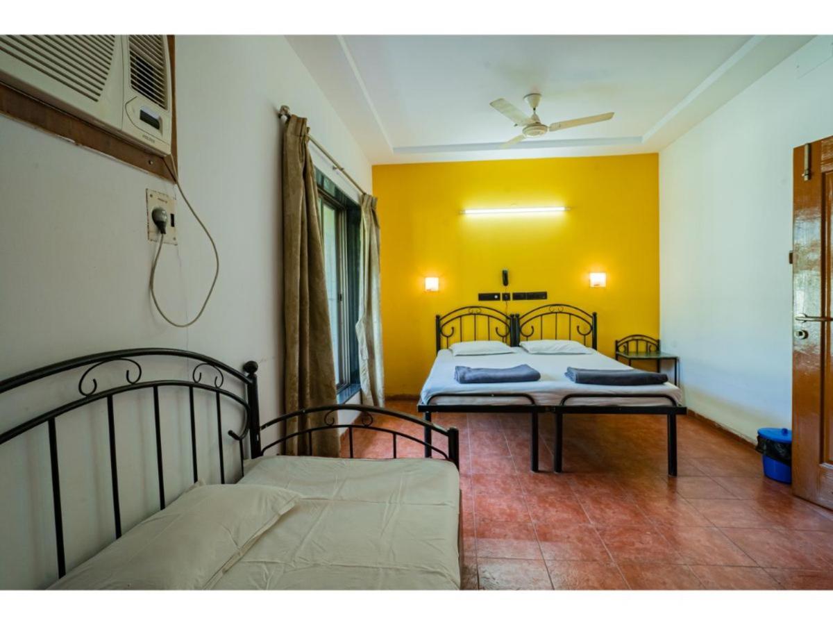 Royal Hills Hotel Poona Buitenkant foto
