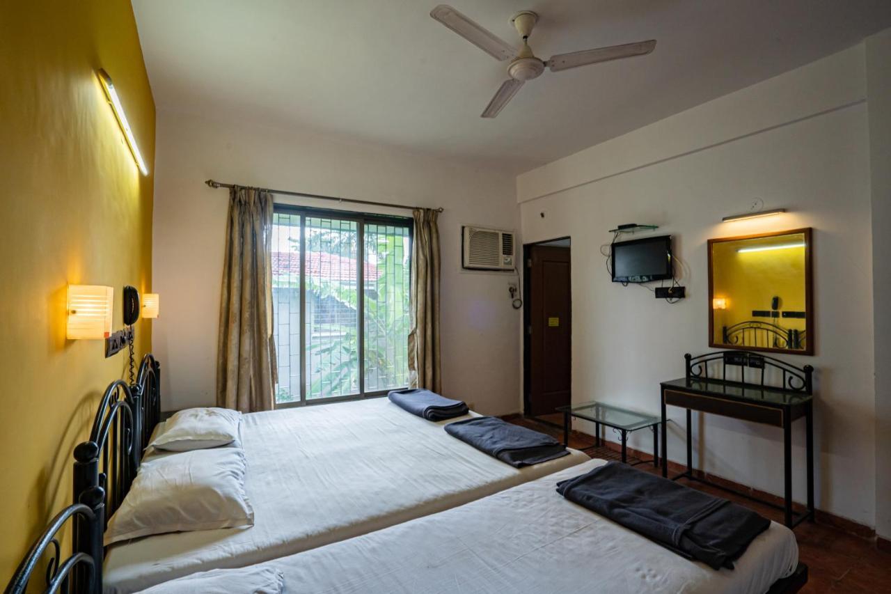 Royal Hills Hotel Poona Buitenkant foto