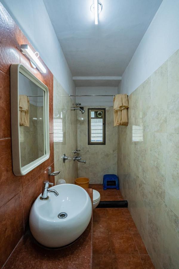 Royal Hills Hotel Poona Buitenkant foto