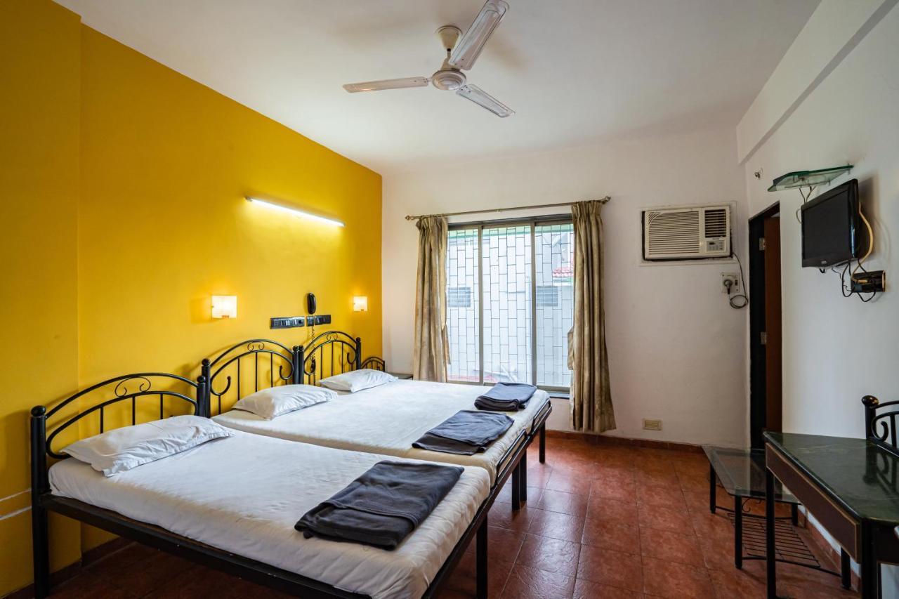 Royal Hills Hotel Poona Buitenkant foto
