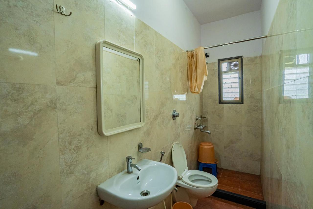 Royal Hills Hotel Poona Buitenkant foto