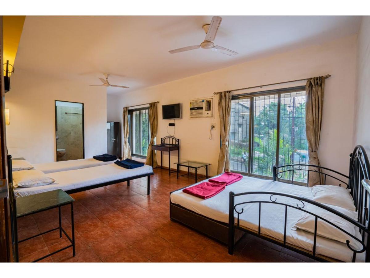 Royal Hills Hotel Poona Buitenkant foto
