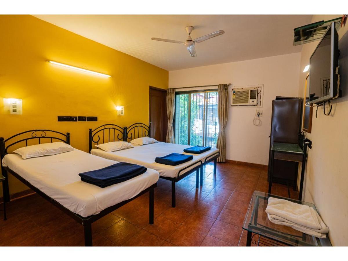Royal Hills Hotel Poona Buitenkant foto