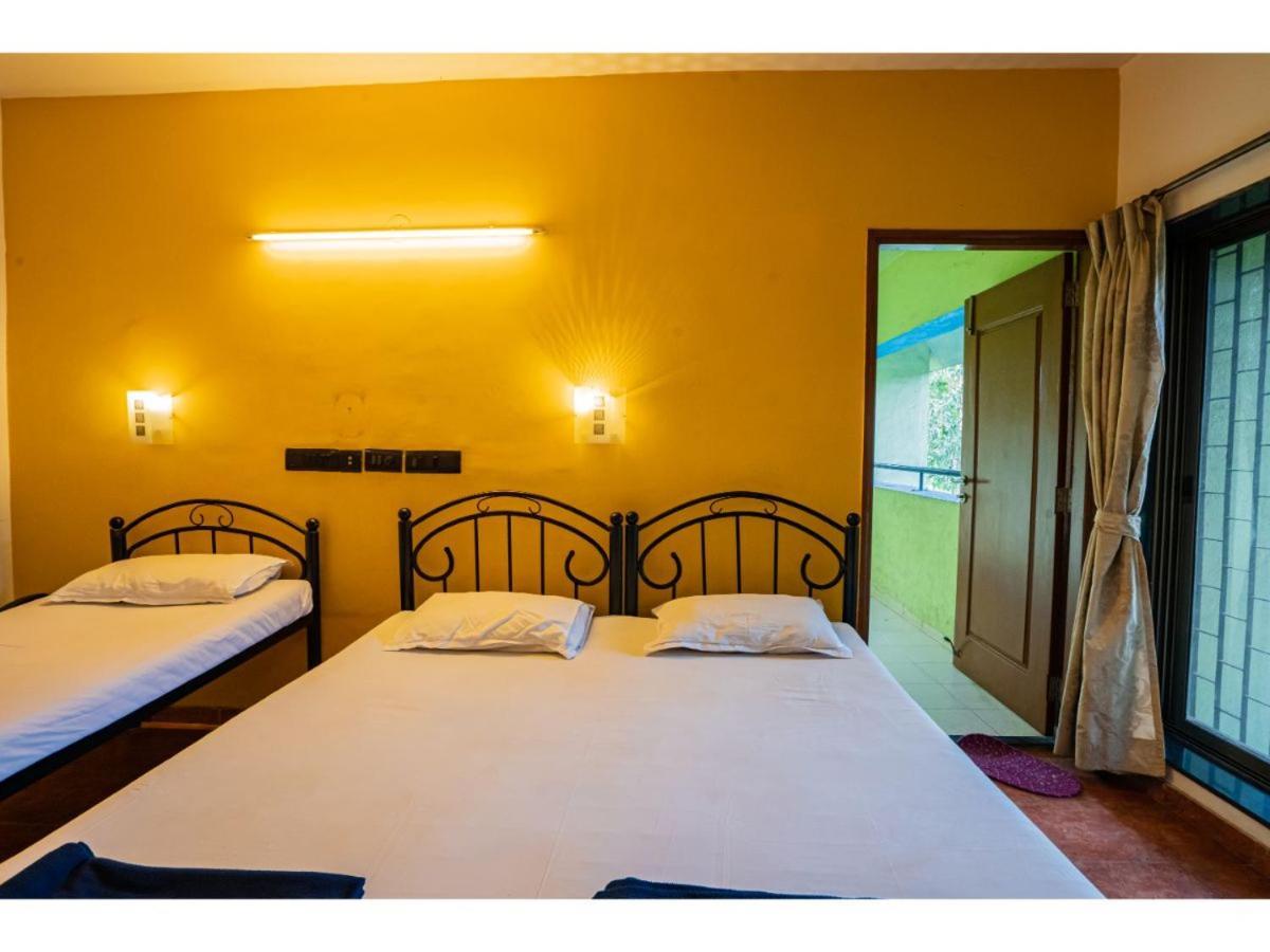 Royal Hills Hotel Poona Buitenkant foto
